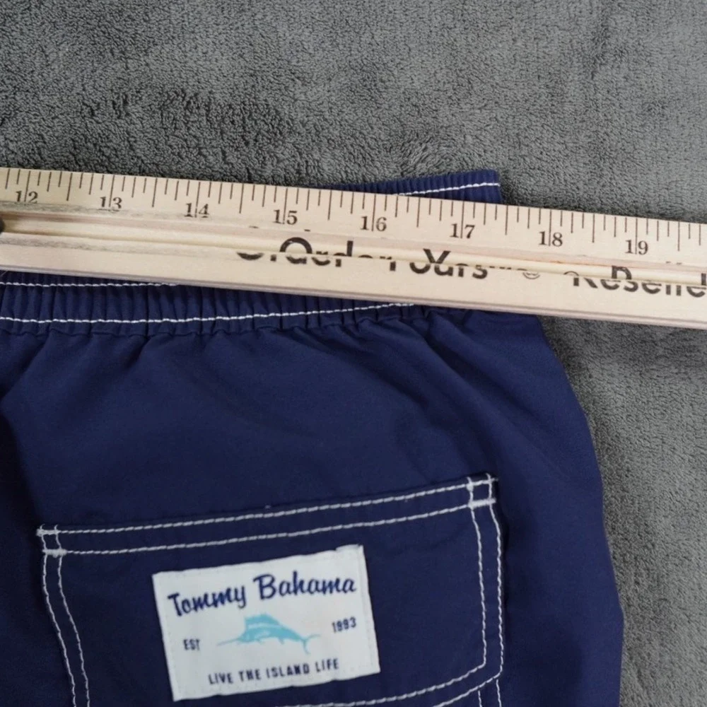 Tommy Bahama Board Shorts Mens L Navy Blue Regular Logo Cargo‎ Pocket Beach Swim